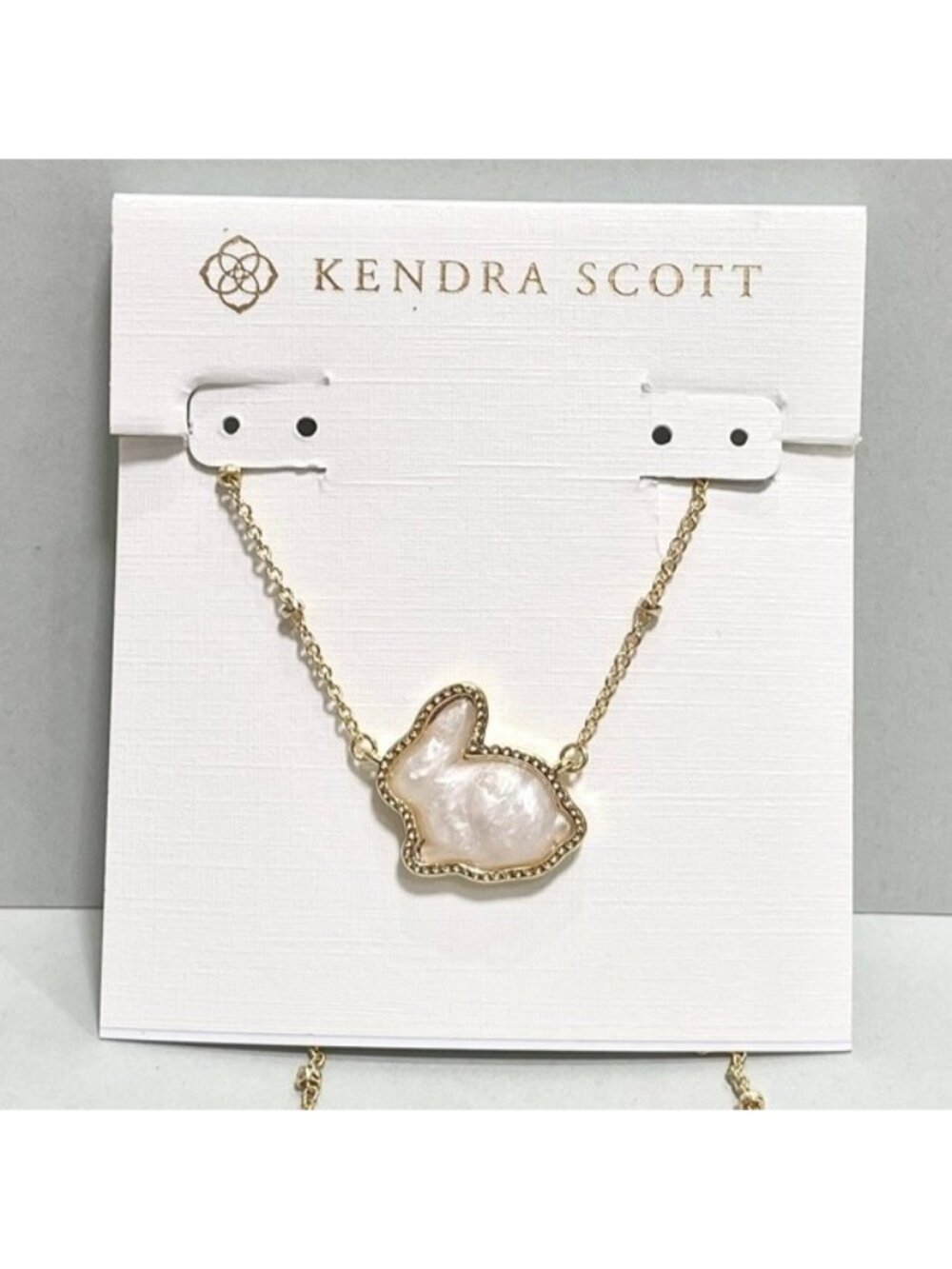 Kendra Scott Bunny Gold Short Pendant Necklac